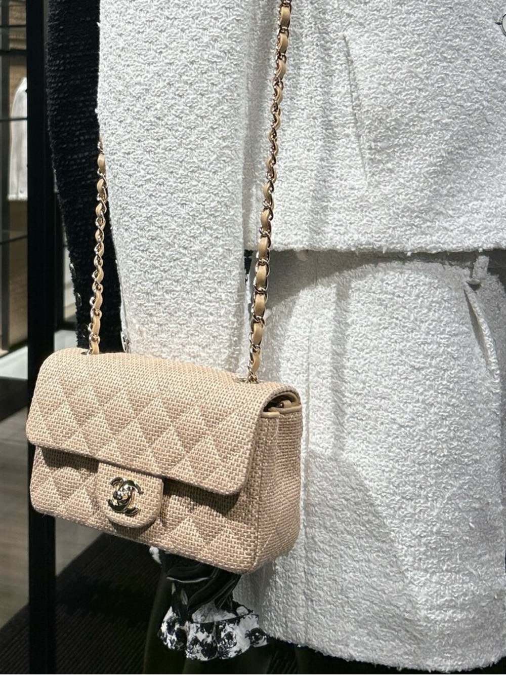 Chanel Raffia Mini Rectangular 26C - Picture 12 of 12